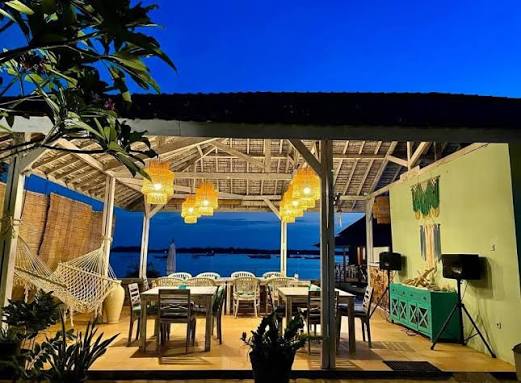 Blue Laguna Inn